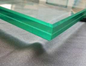 海东夹胶钢化玻璃